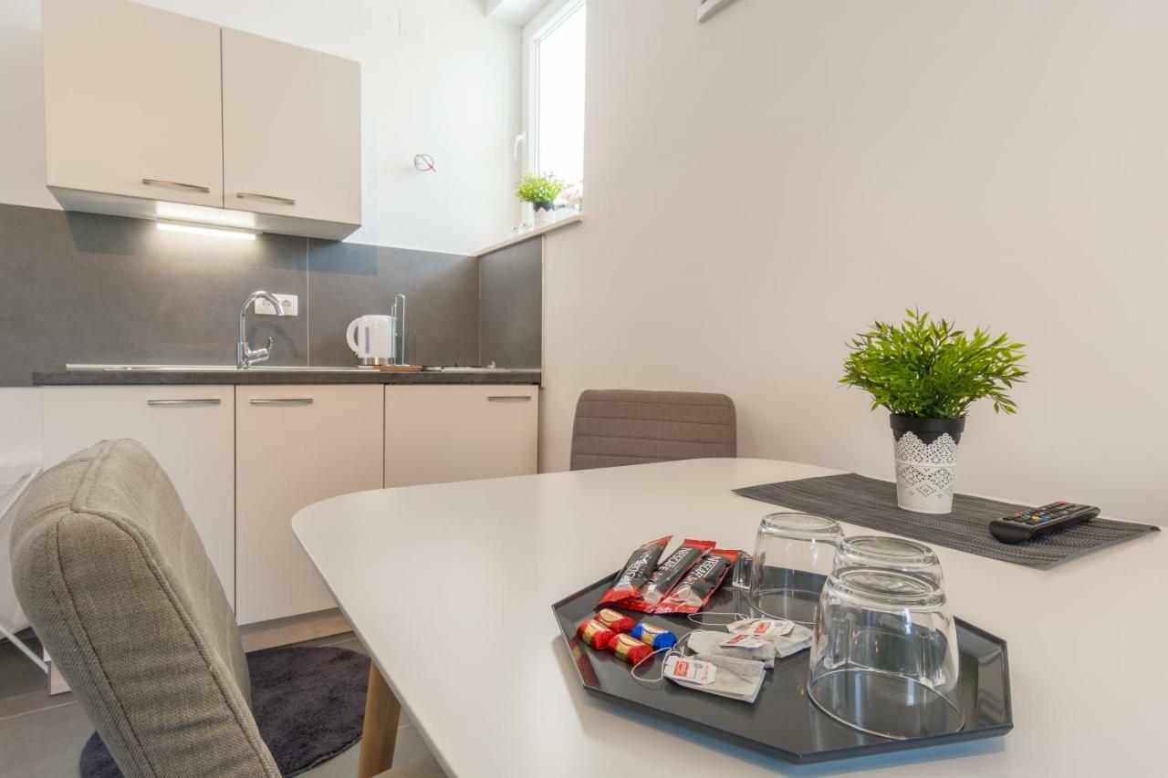 Luxury Apartment Melissa Vodice Exterior photo